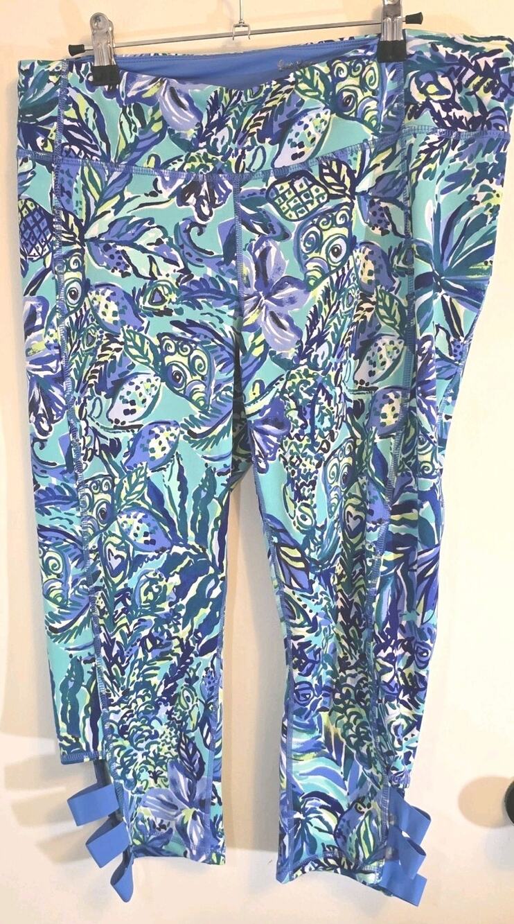 Lilly Pulitzer Luxletic Weekender Crop Leggings Bennet Blue Sneak a Beek Size XL